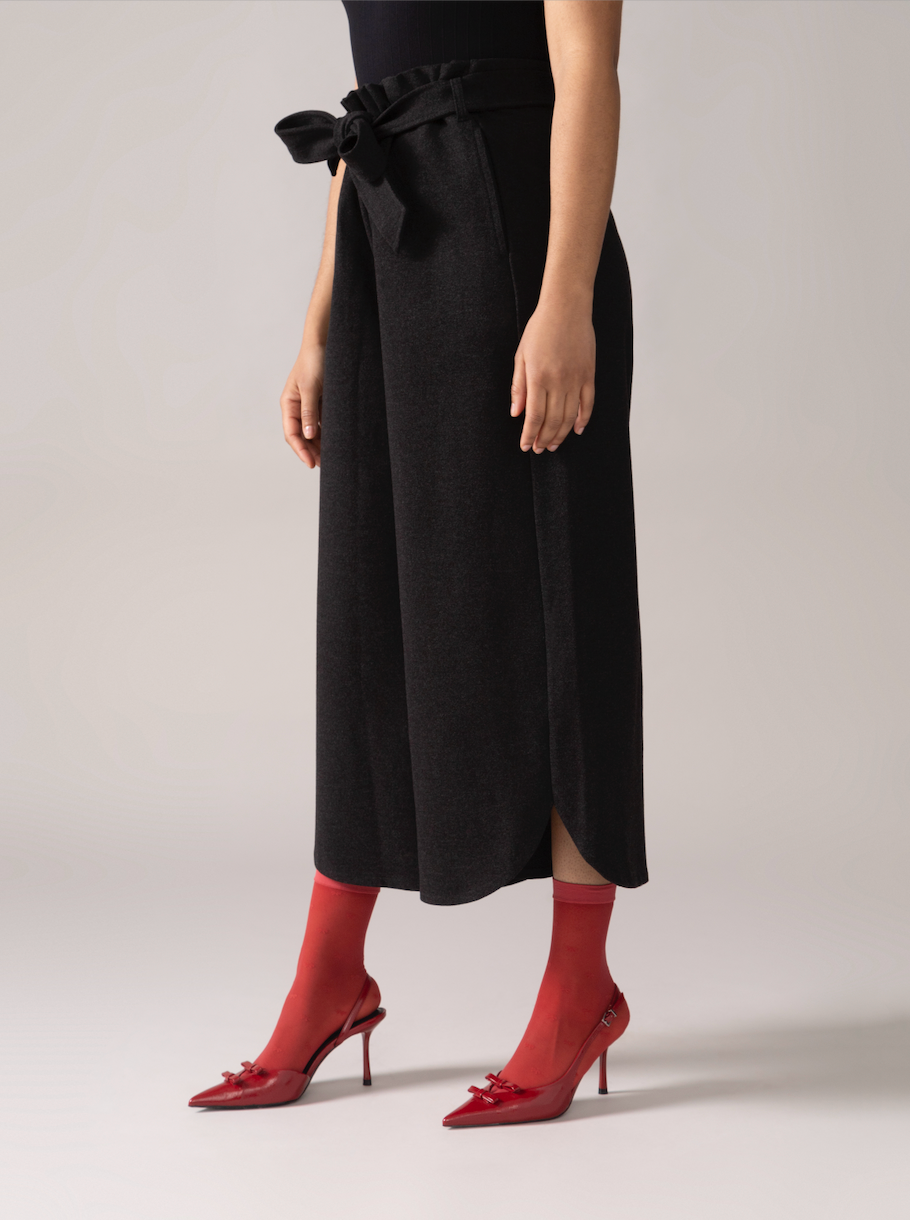 Tulip Hem Brushed Knit Pant in Charcoal Mix