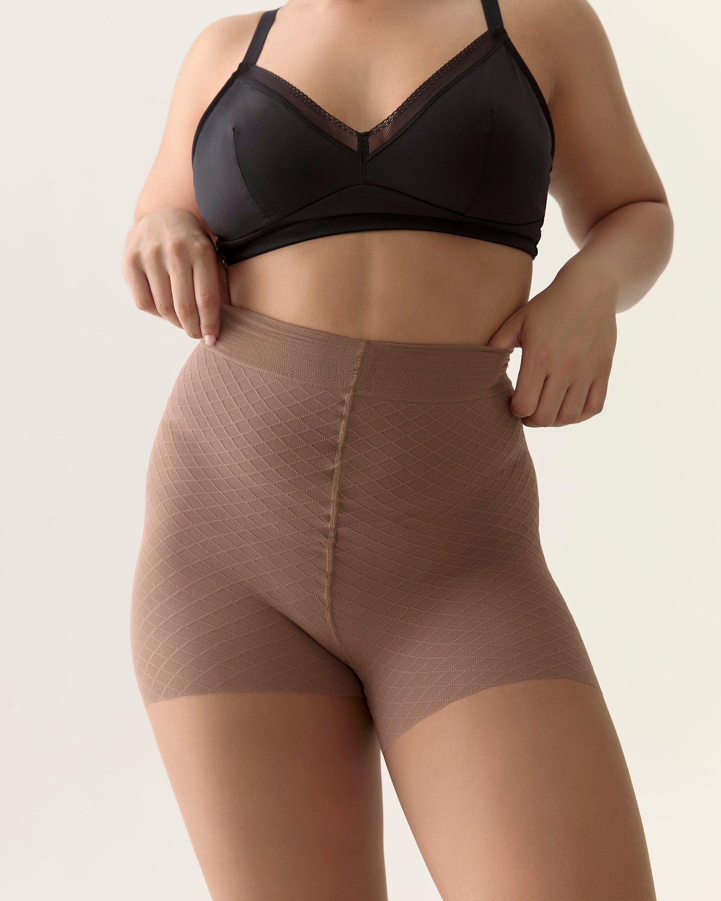 Back Vine Sheer Tights 30D in Coffee