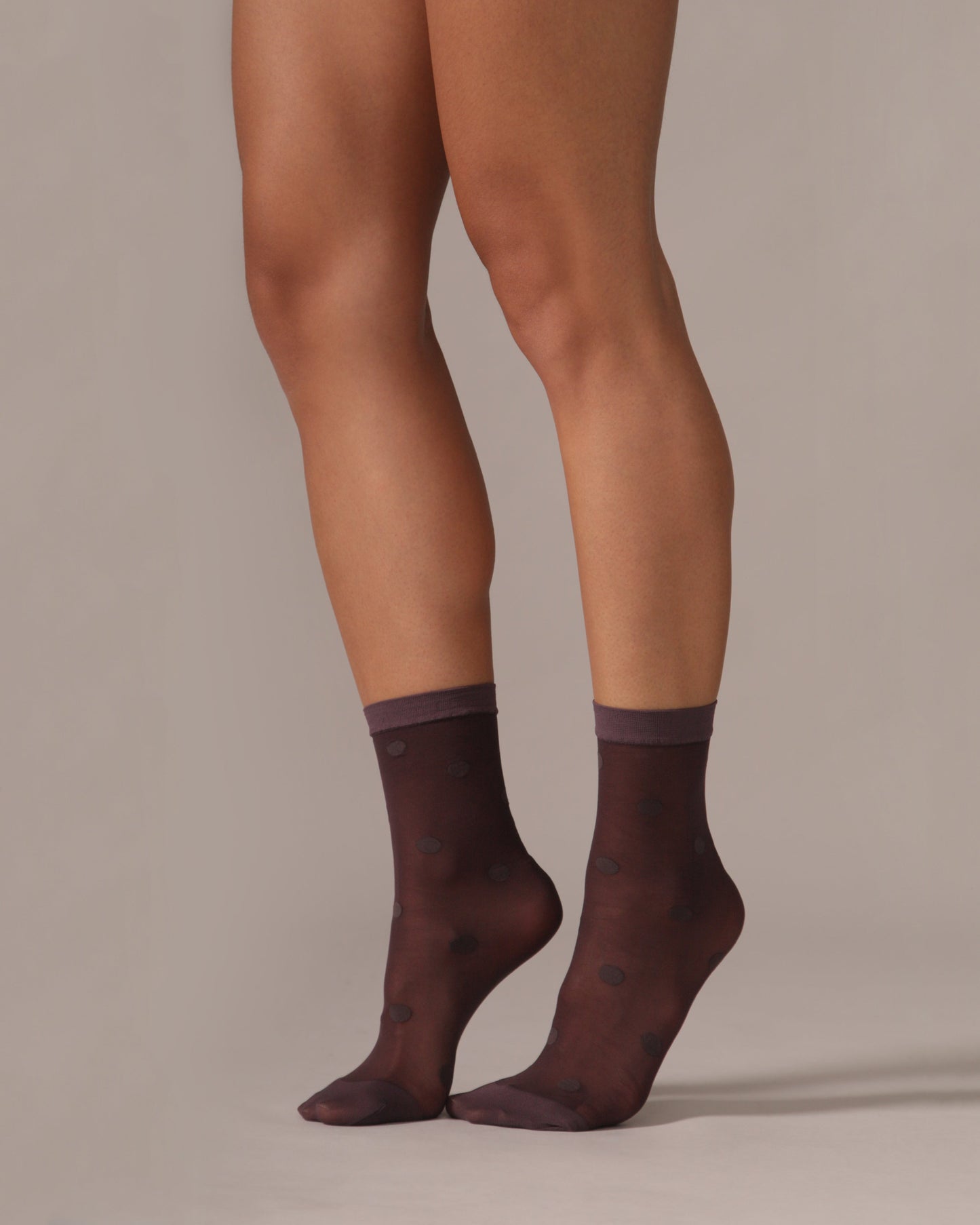 Mega Dot Pattern Sheer Socks in Plum