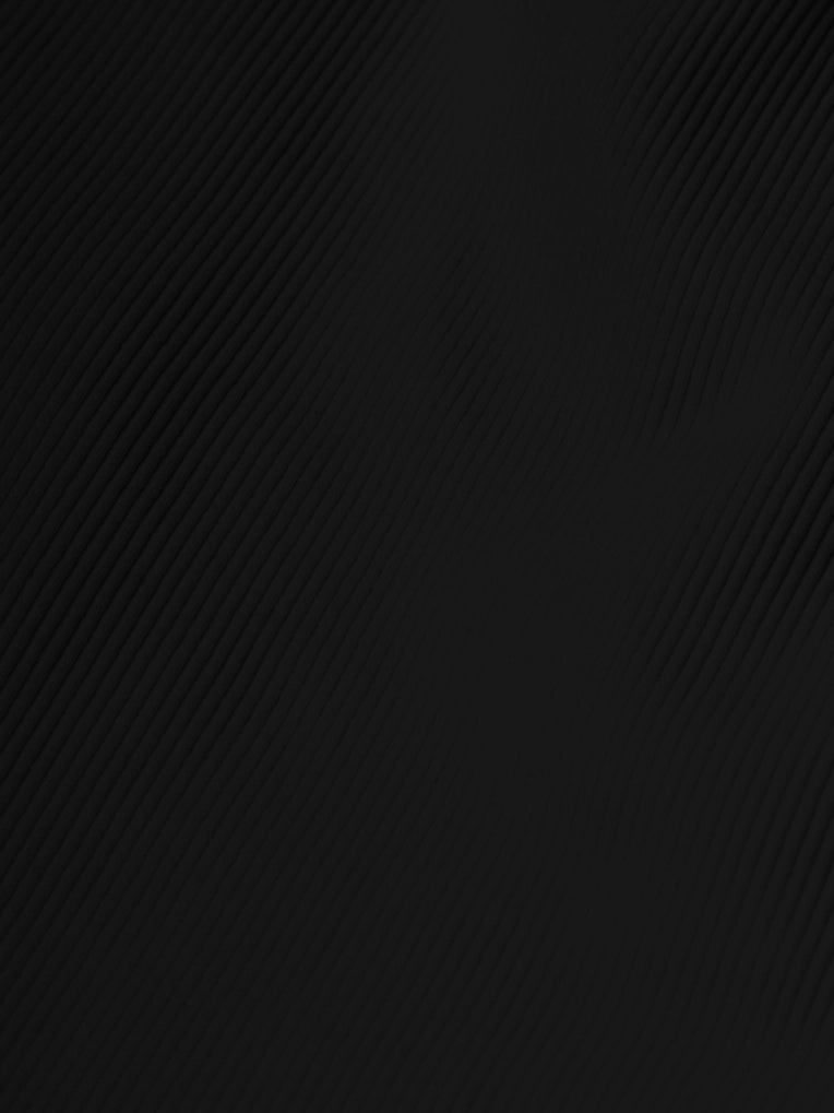 Seamless Cropped Cami in Black